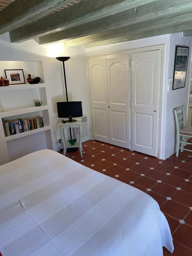 Les Studios Du Mazet Des Mures Grimaud Apartment